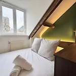 Le Petit Nantais, Centre De Rennes, Avec Vue Sur La Cathedrale